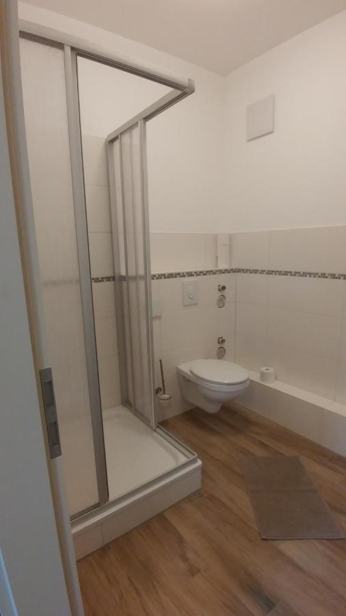 Mirabellenhof - Kleine Ferienwohnung Mit Altstadtblick Biesenthal Esterno foto